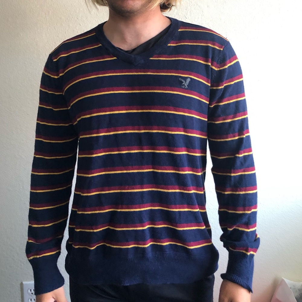 American eagle v neck stripe sweater